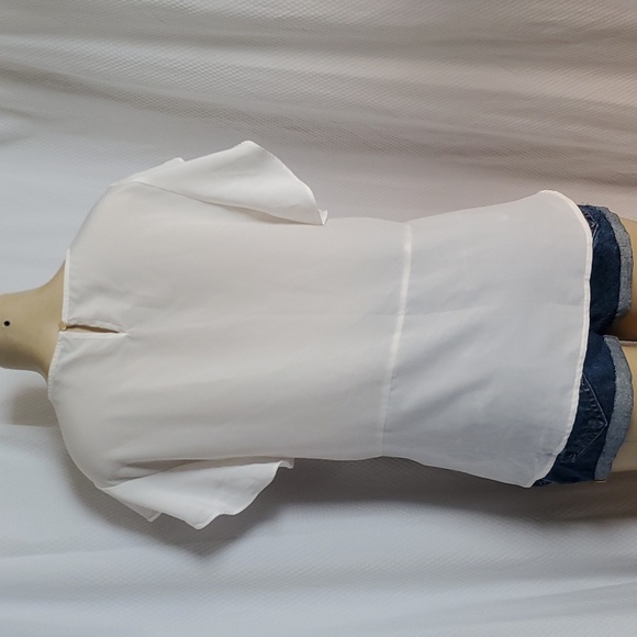Marc New York Ruffle sleeve White top Blouse Size L - Picture 4 of 10
